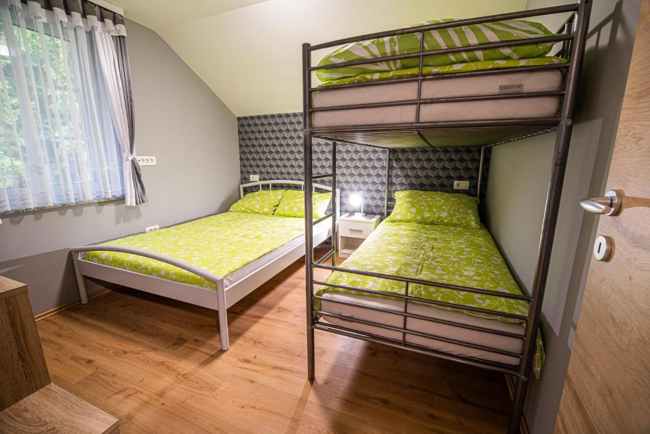 Holiday Home With Hot Tub And Sauna Sabina Rovte Exteriör bild