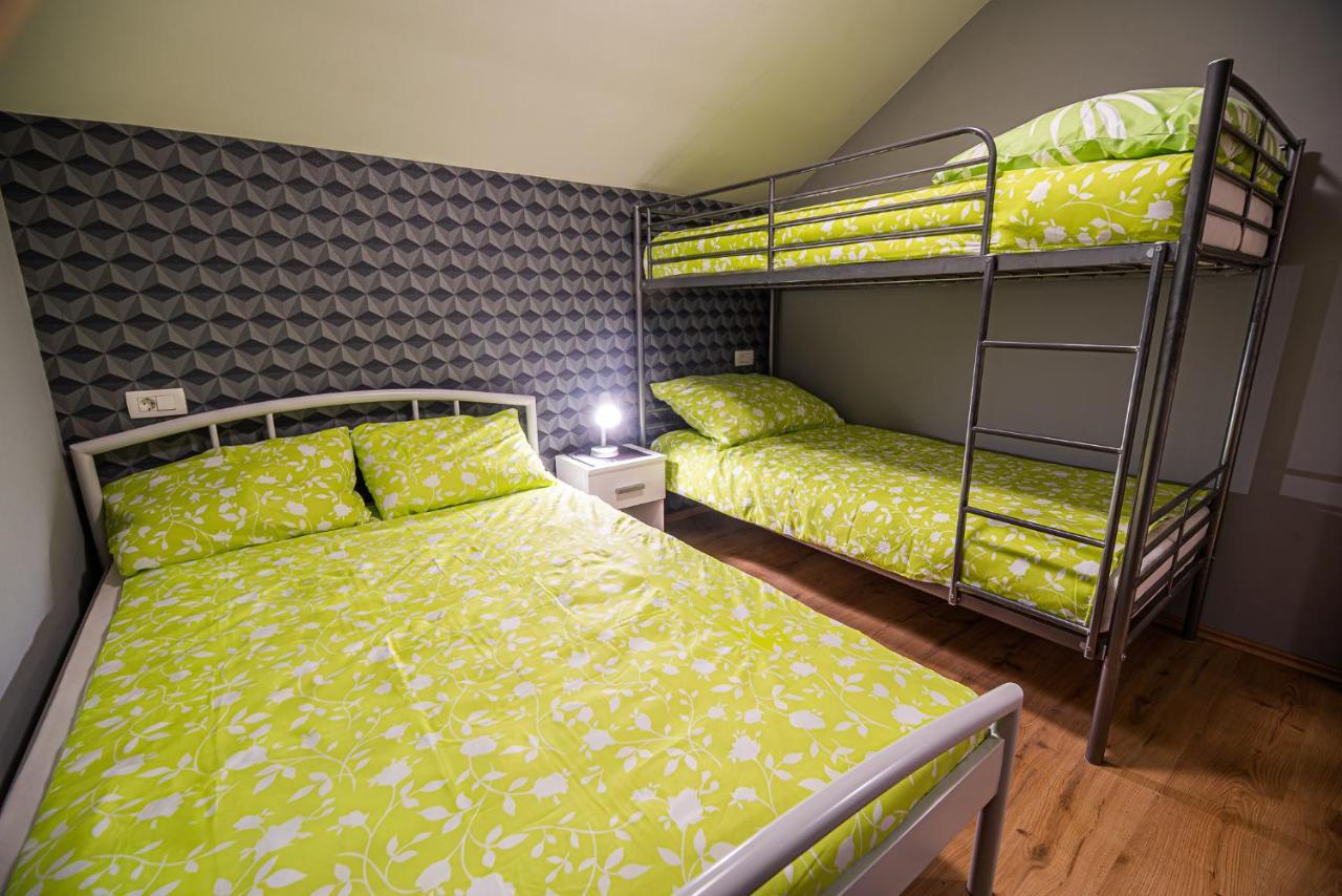 Holiday Home With Hot Tub And Sauna Sabina Rovte Exteriör bild