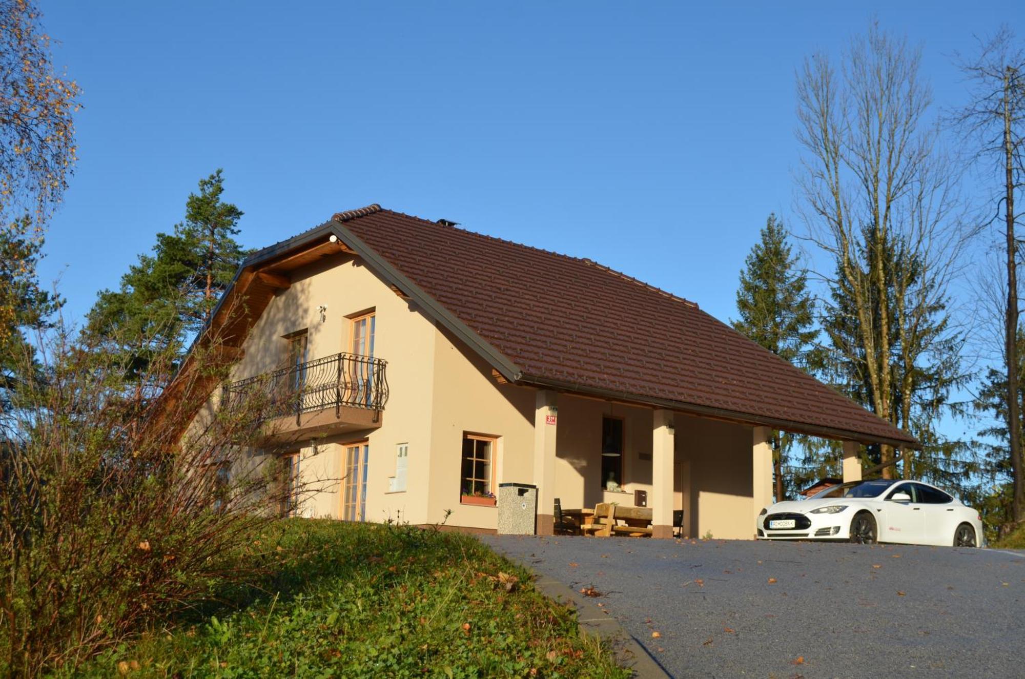 Holiday Home With Hot Tub And Sauna Sabina Rovte Exteriör bild