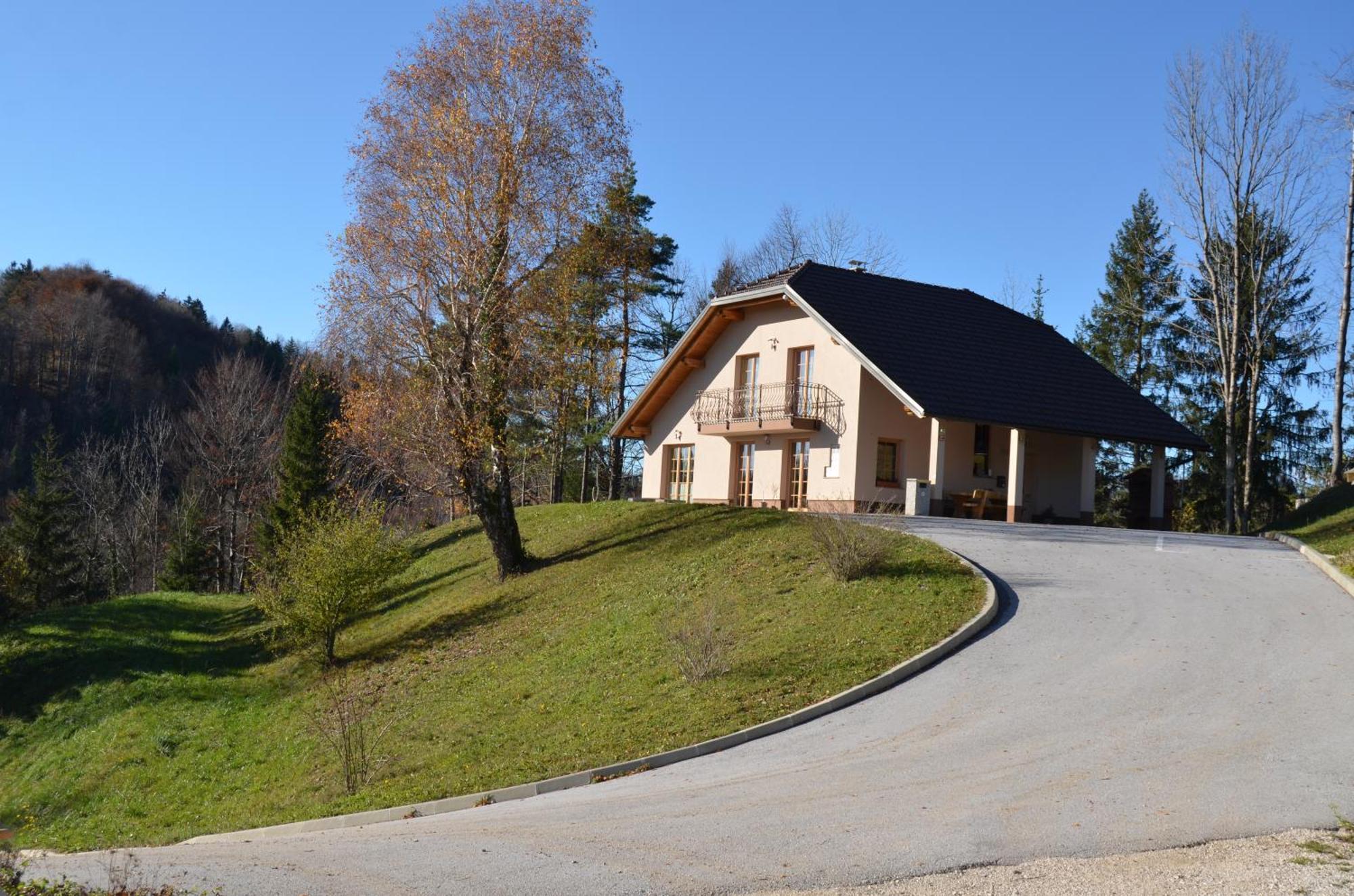 Holiday Home With Hot Tub And Sauna Sabina Rovte Exteriör bild