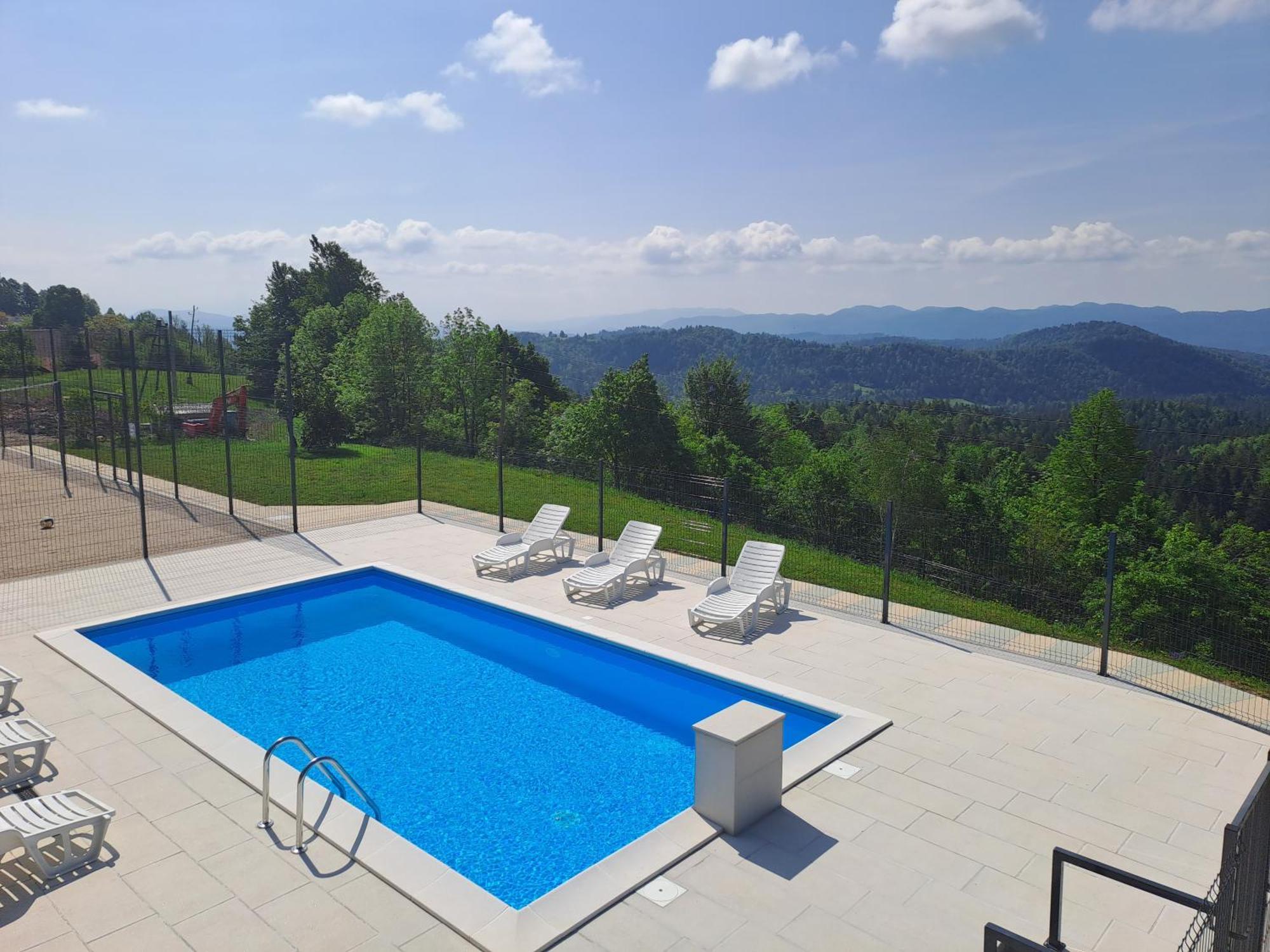 Holiday Home With Hot Tub And Sauna Sabina Rovte Exteriör bild
