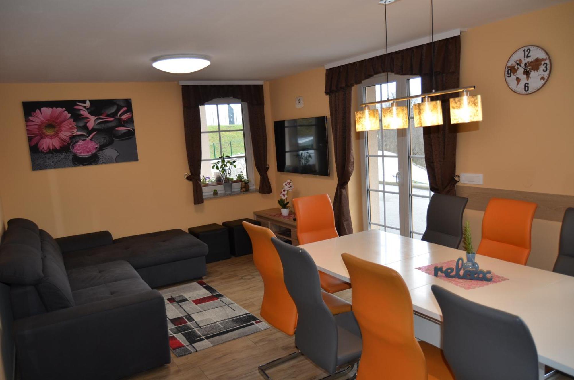 Holiday Home With Hot Tub And Sauna Sabina Rovte Exteriör bild