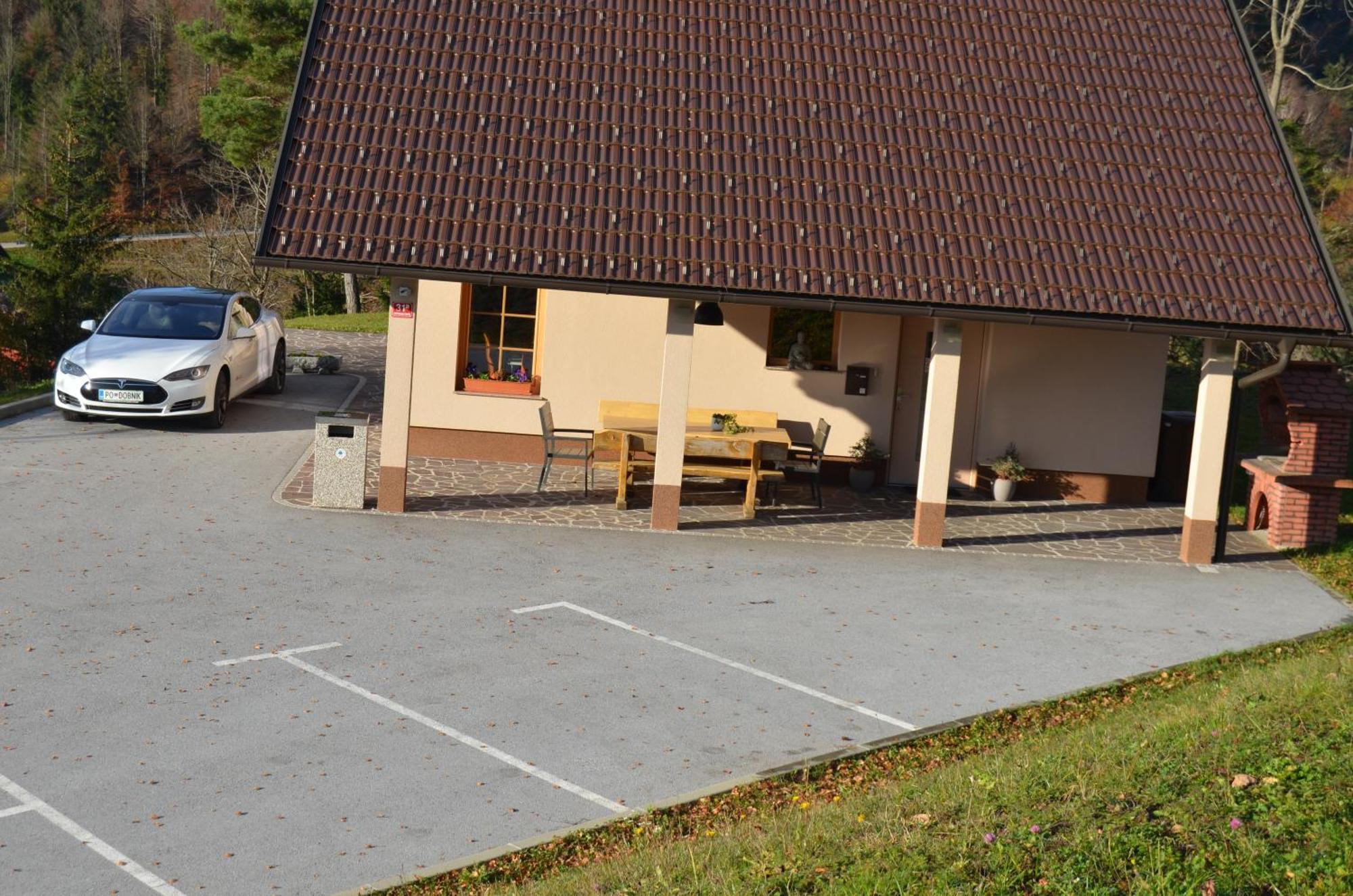 Holiday Home With Hot Tub And Sauna Sabina Rovte Exteriör bild