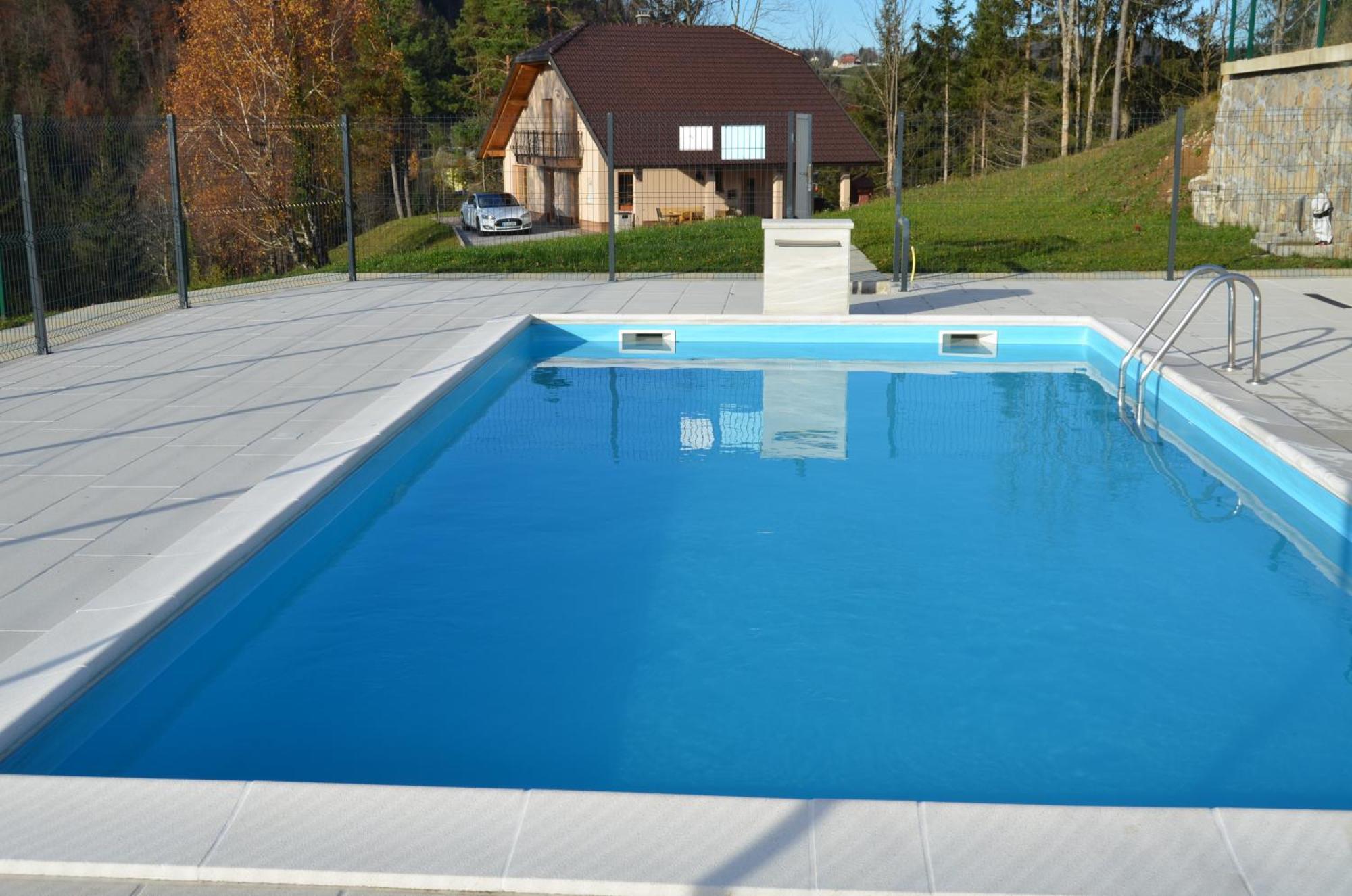 Holiday Home With Hot Tub And Sauna Sabina Rovte Exteriör bild